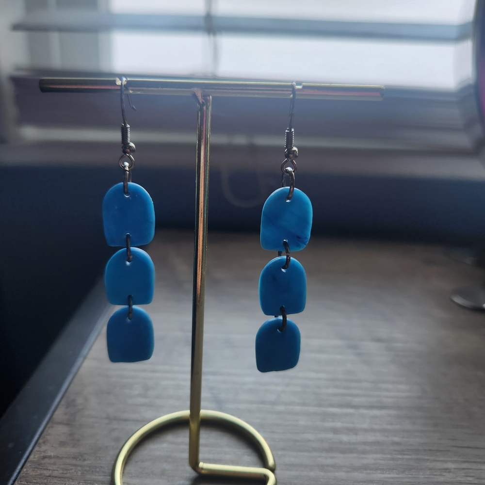 Elegant Blue Dangle Earrings